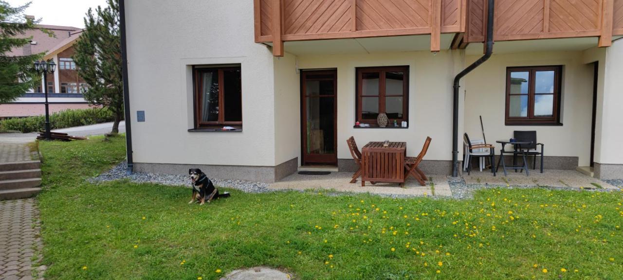 Familien-Garten-Suite Kanzelhoehe Gerlitzen - Gerlitzenurlaub At Kanzelhohe المظهر الخارجي الصورة
