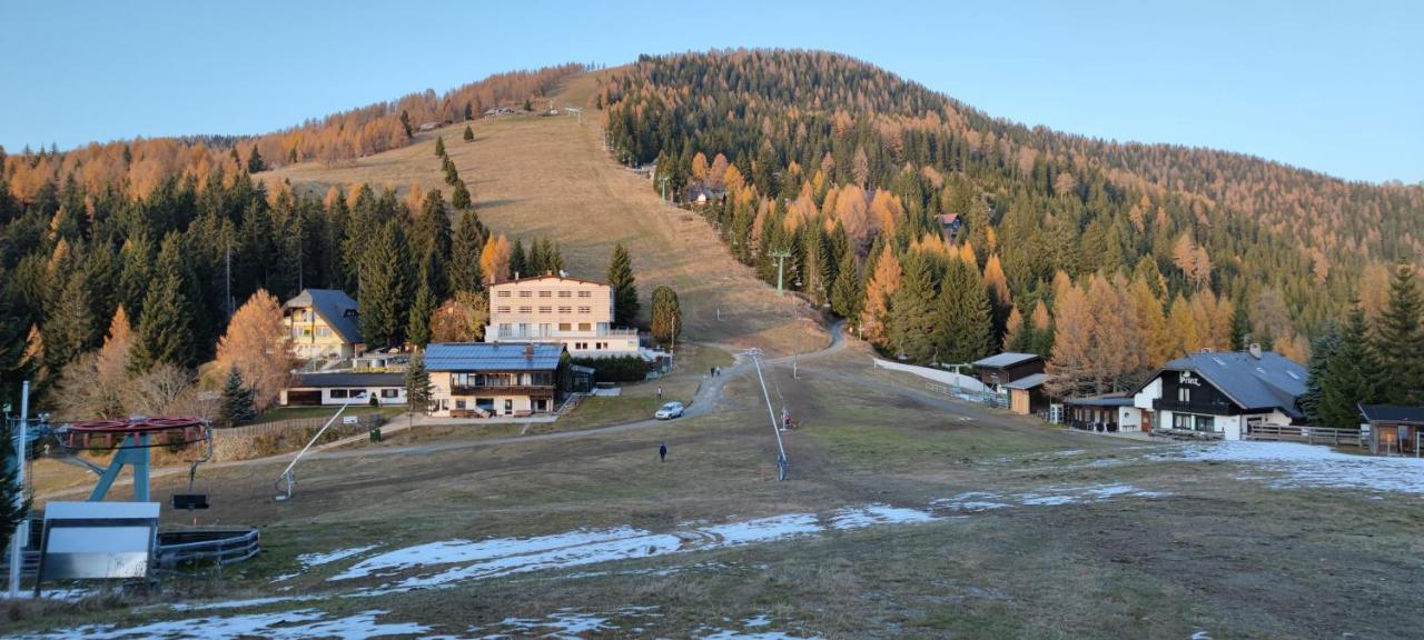 Familien-Garten-Suite Kanzelhoehe Gerlitzen - Gerlitzenurlaub At Kanzelhohe المظهر الخارجي الصورة
